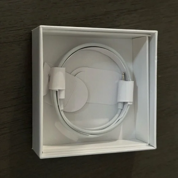 Air pods 3rd generation - Picture 3 of 5